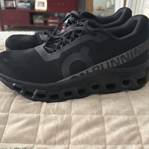 ON Cloud cloud monster 2 - Picture 2 of 7